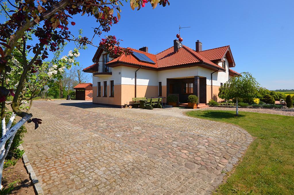 Villa Cis Darlowo Exterior photo