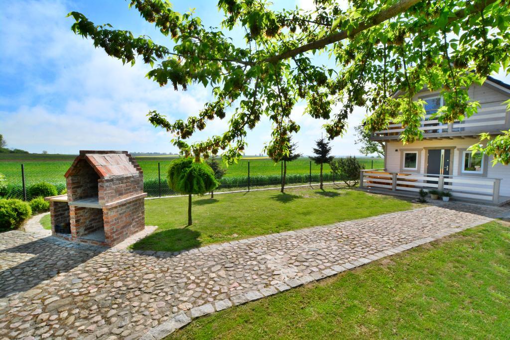 Villa Cis Darlowo Exterior photo